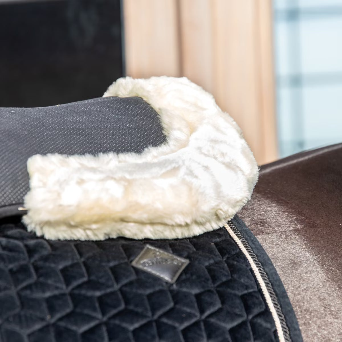 Kentucky Horsewear Natural Sheepskin Anatomic Half Pad Absorb